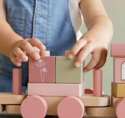 Little Dutch LD8035 Houten Blokkentrein Flowers FSC -Speelgoedwinkel LD8035 little dutch blokkentrein flowers 4