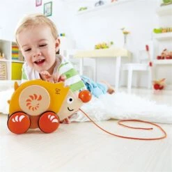 Trekfiguur Hape Egel -Speelgoedwinkel trekdiertje hape walk a long egel 3